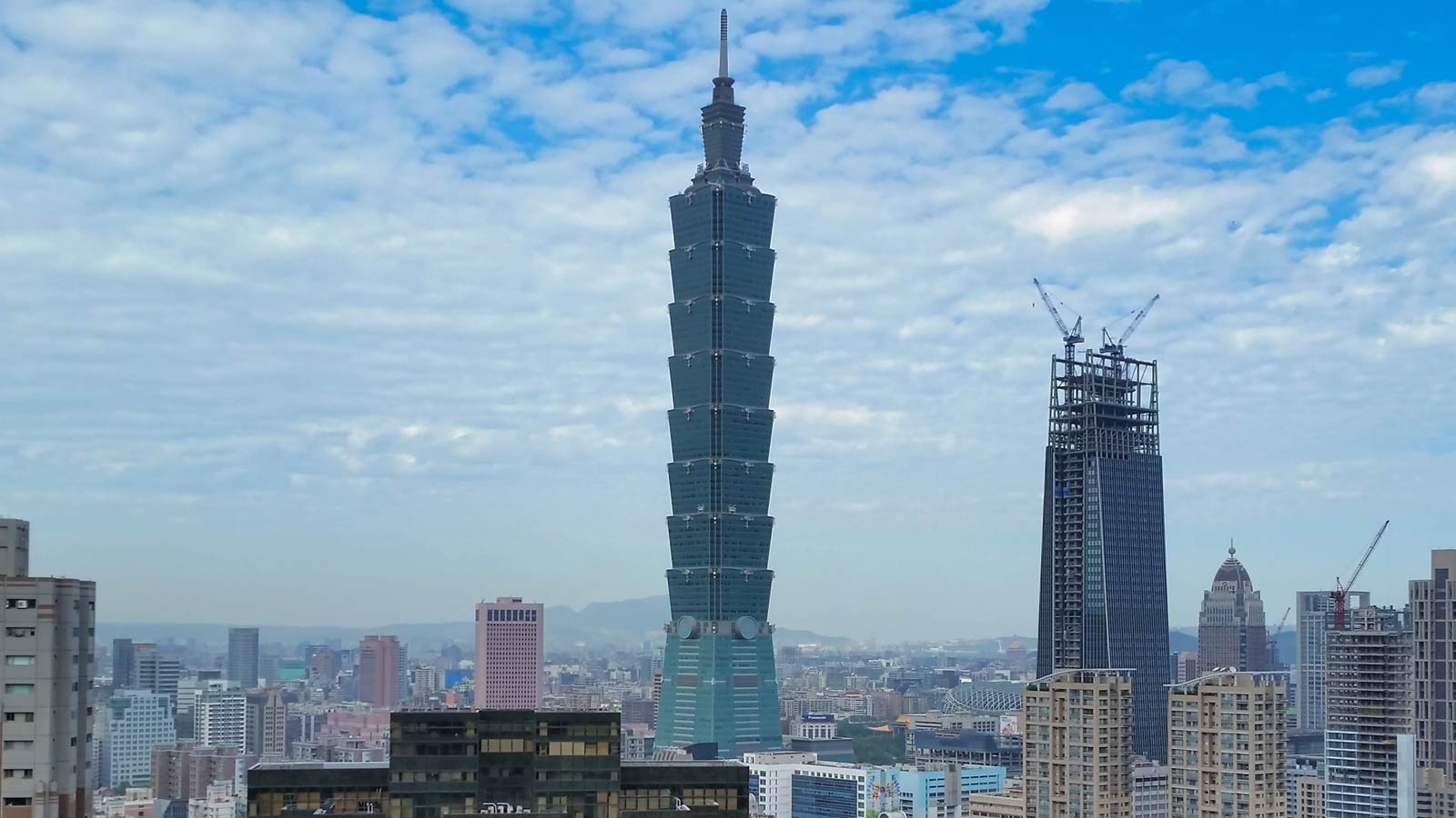 3 Ways to Visit Taipei 101 | How To Move Abroad
